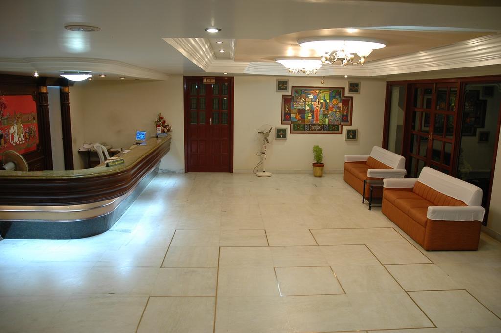 Hotel Gnanam Thanjavur Exterior foto