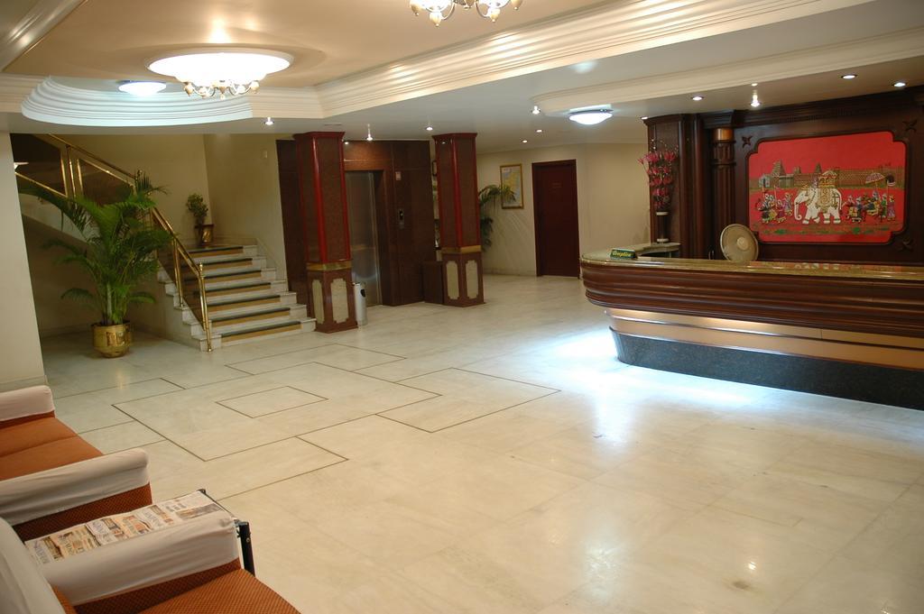 Hotel Gnanam Thanjavur Exterior foto