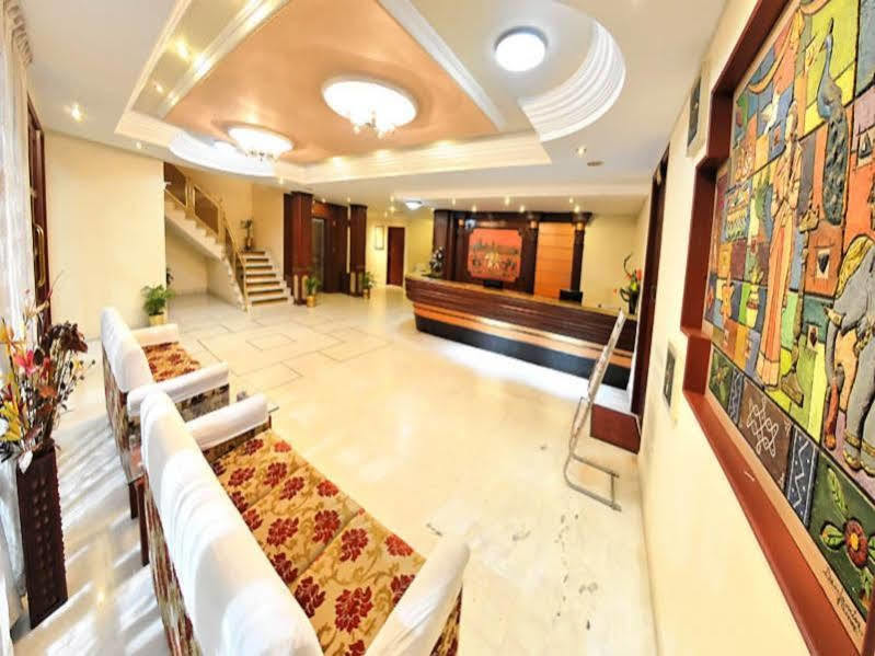 Hotel Gnanam Thanjavur Exterior foto